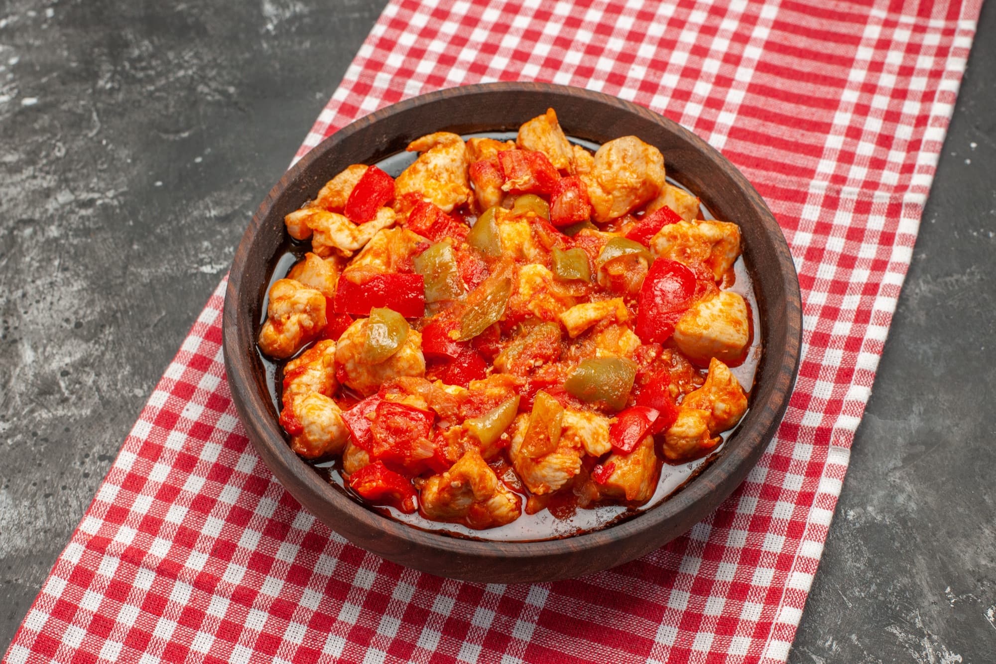 Pollo al Chilindrón